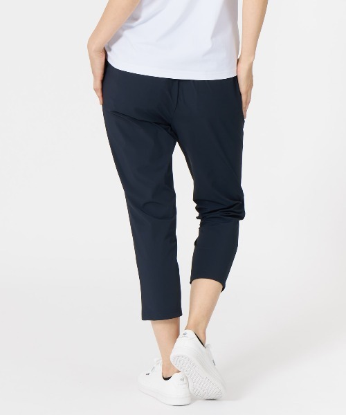 le coq sportif(ルコックスポルティフ)の「エアスタイリッシュパンツCOOL 7分丈(はっ水/接触冷感)(その他パンツ・レディース・ブラック/ネイビー/ブルー/ベージュ・L/M/S/XL)」の15枚目の写真