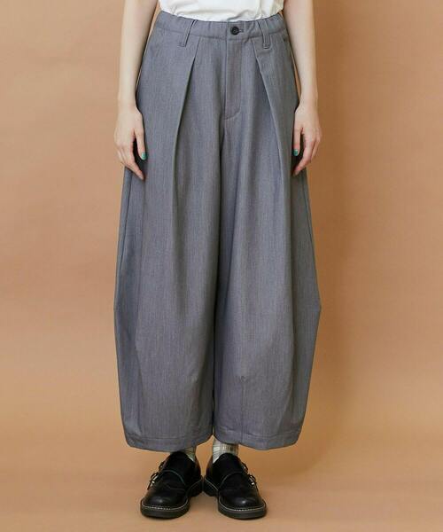 FRAPBOIS（フラボア）の「ウォークトラウザー パンツ（その他パンツ・レディース・グレー/ネイビー・1/0）」の2枚目の写真