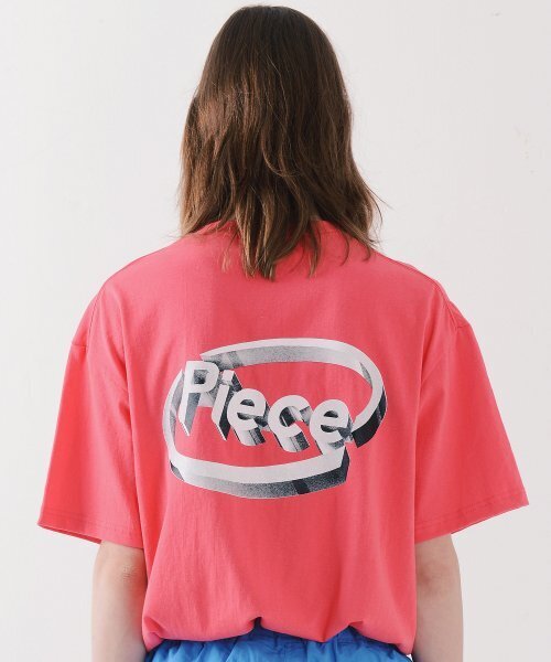 PIECEMAKER（ピースメーカー）の「PIECE 3D LOGO TSHIRTS (CORAL)（Tシャツ/カットソー・レディース・その他・M/L）」の2枚目の写真