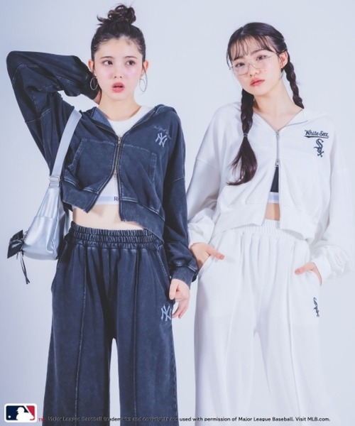 repipi armario(レピピ アルマリオ)の「【MLB】ZIPアップフーディ(パーカー・キッズ・アイボリー/ブラック/グレー・MEDIUM/LARGE)」の12枚目の写真