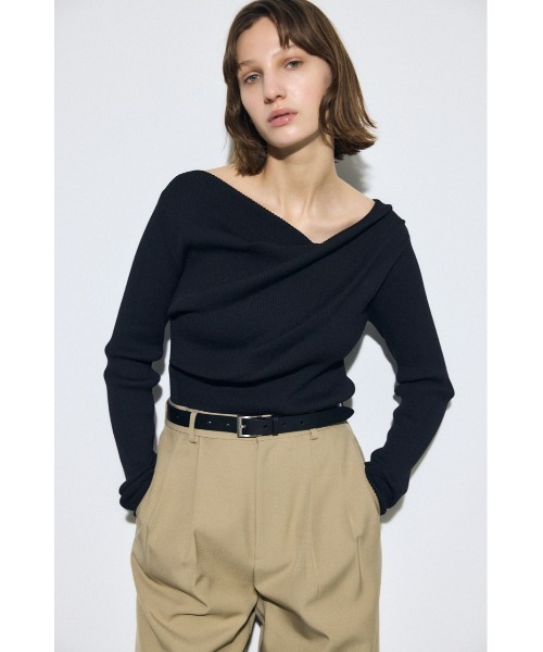AZUL by moussy(アズールバイマウジー)の「ドレープ長袖ニットトップス(ニット/セーター・レディース・アイボリー/ブラック/シルバー/ライトパープル・FREE)」の10枚目の写真