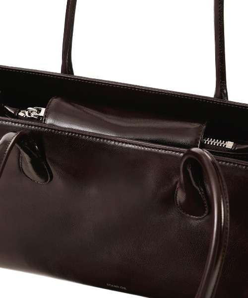 STANDOIL（スタンドオイル）の「STAND OIL/スタンドオイル SQUARE LOW BAG ブランドロゴ スクエアローバッグ ハンドバッグ 2026年春夏（ハンドバッグ・レディース・ブラウン・FREE）」の6枚目の写真