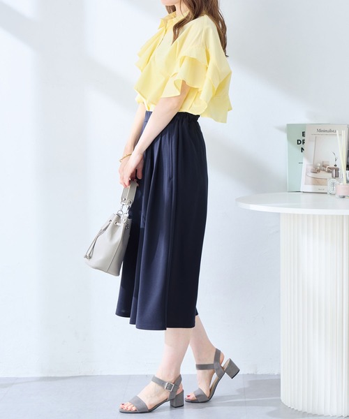 alotta（アロッタ）の「上品ドレープパンツ　ショート丈（その他パンツ・レディース・グレイッシュブルー/ブラック/グレイッシュベージュ/ネイビー・LL/L/M）」の5枚目の写真