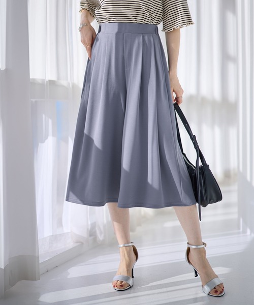 alotta（アロッタ）の「上品ドレープパンツ　ショート丈（その他パンツ・レディース・グレイッシュブルー/ブラック/グレイッシュベージュ/ネイビー・LL/L/M）」の6枚目の写真