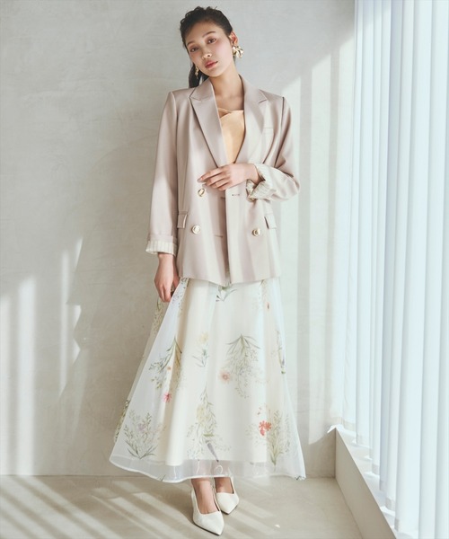 AND COUTURE(アンドクチュール)の「フラワーオーガンジーフレアスカート(スカート・レディース・クリーム/ネイビー/ミント・FREE)」の7枚目の写真