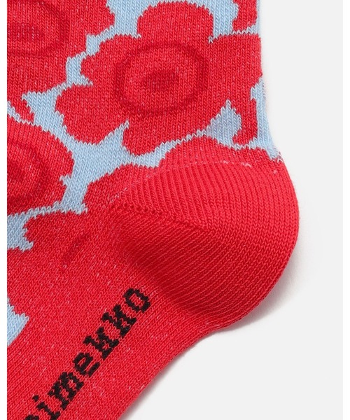 marimekko（マリメッコ）の「【Kids】Makeinen Unikko / Kids  socks（ソックス/靴下・キッズ・レッド/ライトピンク・19/22/25/28/31）」の8枚目の写真