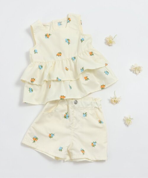 apres les cours（アプレレクール）の「フラワー刺繍ティアードベスト（その他トップス・キッズ・アイボリー/ブラック・140/130/120/110/100/90）」の12枚目の写真