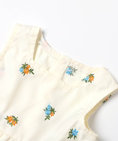 apres les cours（アプレレクール）の「フラワー刺繍ティアードベスト（その他トップス・キッズ・アイボリー/ブラック・140/130/120/110/100/90）」の4枚目の写真