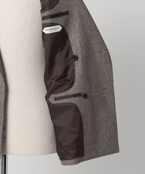 SOVEREIGN(ソブリン)の「<SOVEREIGN>ハンドライン ミックス ハウンドトゥース ダブル 6ボタン スーツ(セットアップ・メンズ・ブラウン系・46)」の6枚目の写真