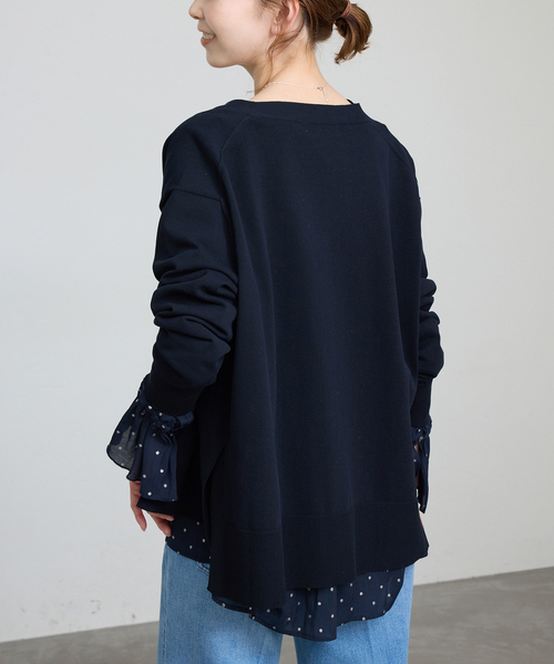 SLOBE IENA（スローブイエナ）の「《接触冷感/UV機能/WEB限定/追加》FROSTYCOTTON Vネックカーディガン（カーディガン/ボレロ・レディース・ベージュ/ネイビー・FREE）」の5枚目の写真