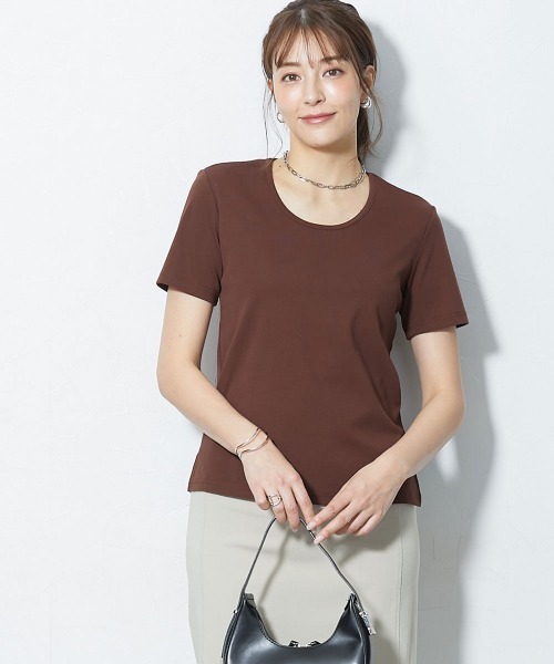 slattgir(スラットジール)の「高身長【読者モデルと一緒に作りました】ベーシックコンパクトカットソーTシャツ(トールサイズ)(Tシャツ/カットソー・レディース・ブラウン/オフホワイト/ブラック・T3L/TLL/TL/TM/T5L/T4L)」の11枚目の写真