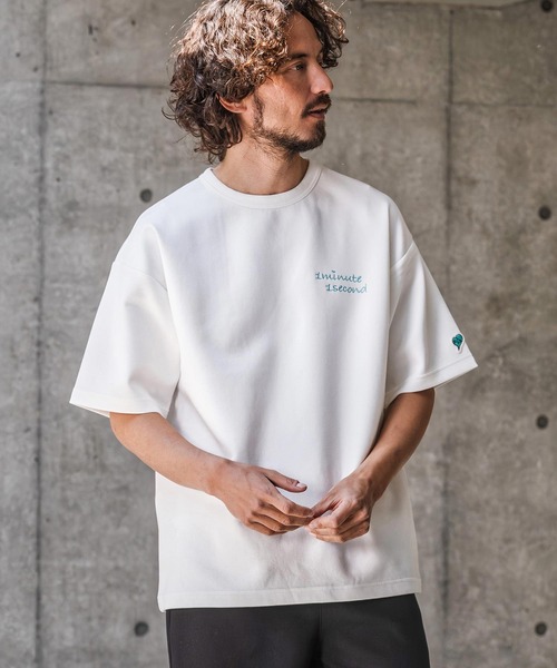 1minute 1second(ワンミニットワンセカンド)の「mt10279-cursive embroidery cardboard knit cut & sewn カットソー(1M26N230)(Tシャツ/カットソー・メンズ・ホワイト×ブルー/ブラック/ホワイト×ブラック・M/S/XL/L)」の5枚目の写真