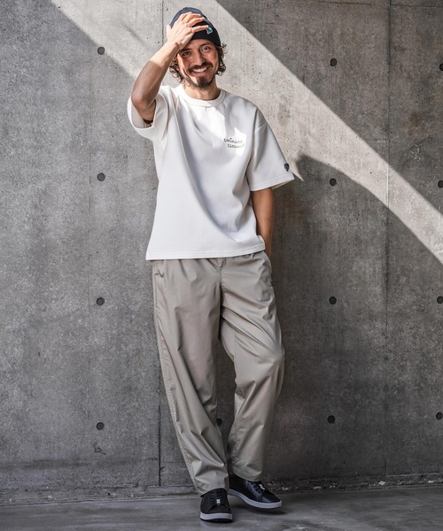 1minute 1second(ワンミニットワンセカンド)の「mt10279-cursive embroidery cardboard knit cut & sewn カットソー(1M26N230)(Tシャツ/カットソー・メンズ・ホワイト×ブルー/ブラック/ホワイト×ブラック・M/S/XL/L)」の11枚目の写真