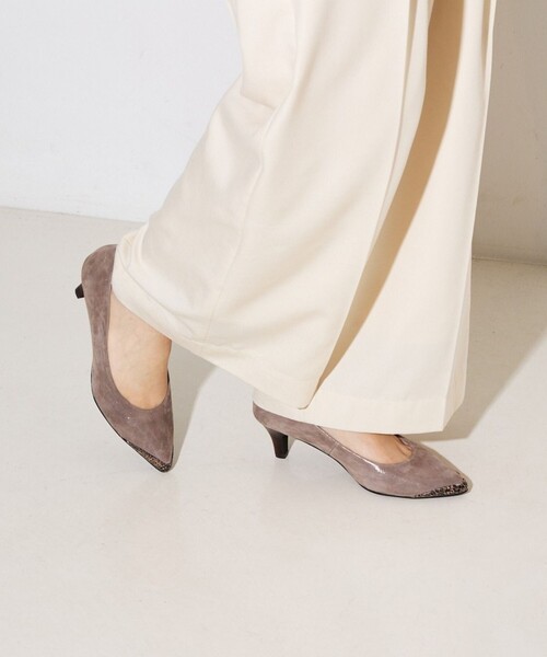 Au BANNISTER（オゥバニスター）の「【販売店舗限定】ポインテッドラインパンプス（パンプス・レディース・ブロンズ/ブラック系その他/シャンパン/ブラック/ピンクゴールド・36/37/38/35/39）」の16枚目の写真