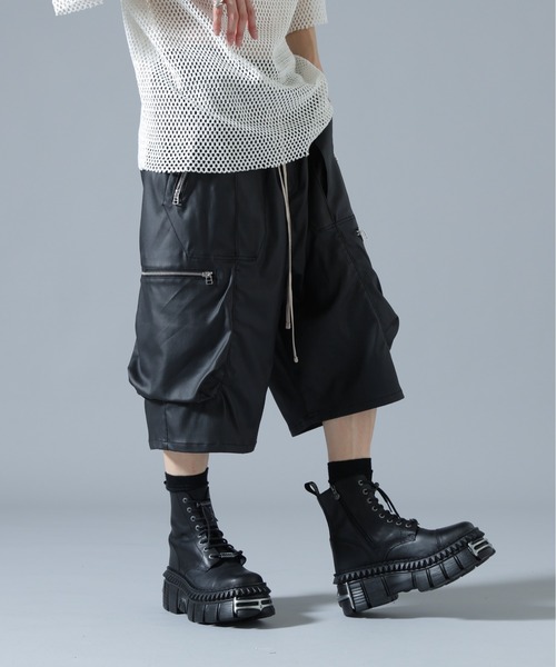 DANKE SCHON（ダンケシェーン）の「DankeSchon/ダンケシェーン/COATING BAGGYCARGO SHORTS（カーゴパンツ・メンズ・ブラック・L/M）」の3枚目の写真