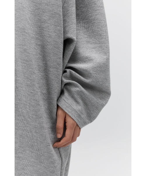 Studio Doe（スタジオドー）の「Studio Doe Oversized Sweatshirt One-piece（Tシャツ/カットソー・レディース・グレー・SMALL/MEDIUM）」の9枚目の写真
