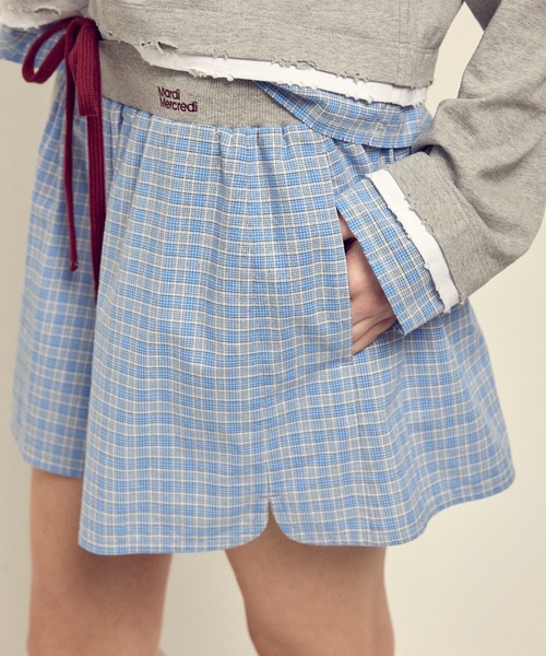 Mardi Mercredi(マルディメクルディ)の「COTTON SHORTS CHECK CONTRAST WAISTBAND / コットン ショートパンツ チェック コントラスト ウエストバンド(その他パンツ・レディース・ブルー/ネイビー・FREE)」の17枚目の写真