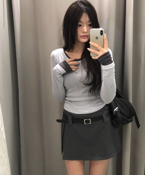 anyonemore（エニワンモア）の「ベルト付きドット柄サイドスリットミニキュロットスカート（スカート・レディース・グレー・SMALL/MEDIUM）」の6枚目の写真