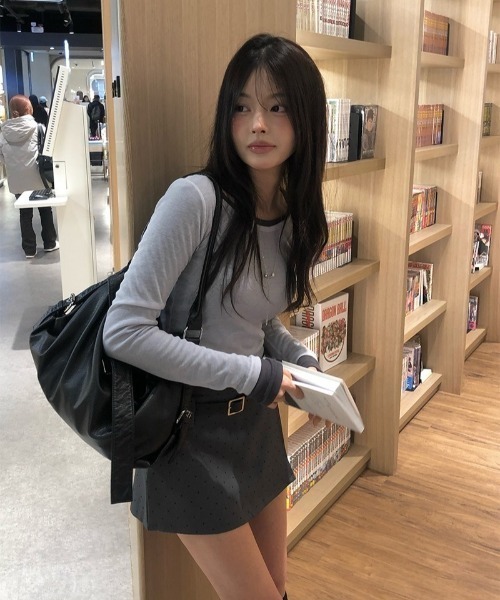 anyonemore（エニワンモア）の「ベルト付きドット柄サイドスリットミニキュロットスカート（スカート・レディース・グレー・SMALL/MEDIUM）」の11枚目の写真