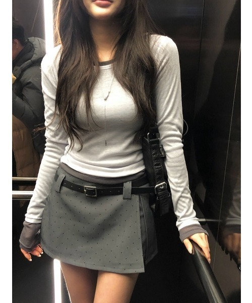 anyonemore（エニワンモア）の「ベルト付きドット柄サイドスリットミニキュロットスカート（スカート・レディース・グレー・SMALL/MEDIUM）」の8枚目の写真