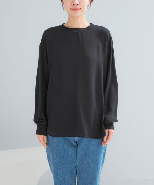 URBAN RESEARCH ROSSO WOMEN（アーバンリサーチ　ロッソ）の「リブドッキングセミシアープルオーバー（Tシャツ/カットソー・レディース・ブラック/ホワイト・FREE）」の14枚目の写真