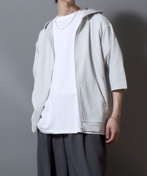 ANPAS（アンパス）の「3/4-Sleeve Full-Zip Hoodie in Seersucker-Knit Fabric/カットサッカー七分袖フルジップパーカー メンズ レディース ユニセックス（パーカー・メンズ・スミクロ/ライトグレー/ブルーグリーン・M/L/XL）」の20枚目の写真