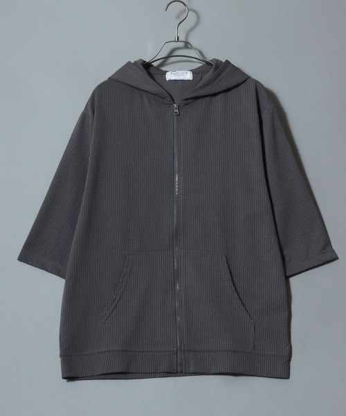 ANPAS（アンパス）の「3/4-Sleeve Full-Zip Hoodie in Seersucker-Knit Fabric/カットサッカー七分袖フルジップパーカー メンズ レディース ユニセックス（パーカー・メンズ・スミクロ/ライトグレー/ブルーグリーン・M/L/XL）」の11枚目の写真