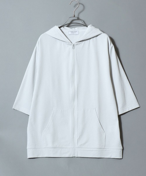 ANPAS（アンパス）の「3/4-Sleeve Full-Zip Hoodie in Seersucker-Knit Fabric/カットサッカー七分袖フルジップパーカー メンズ レディース ユニセックス（パーカー・メンズ・スミクロ/ライトグレー/ブルーグリーン・M/L/XL）」の17枚目の写真