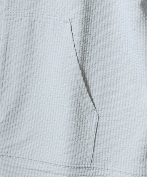 ANPAS（アンパス）の「3/4-Sleeve Full-Zip Hoodie in Seersucker-Knit Fabric/カットサッカー七分袖フルジップパーカー メンズ レディース ユニセックス（パーカー・メンズ・スミクロ/ライトグレー/ブルーグリーン・M/L/XL）」の4枚目の写真