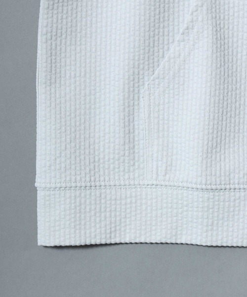 ANPAS（アンパス）の「3/4-Sleeve Full-Zip Hoodie in Seersucker-Knit Fabric/カットサッカー七分袖フルジップパーカー メンズ レディース ユニセックス（パーカー・メンズ・スミクロ/ライトグレー/ブルーグリーン・M/L/XL）」の5枚目の写真