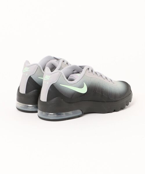 NIKE(ナイキ)の「NIKE ナイキ WMNS AIR MAX INVIGOR レディーススニーカー(ウィメンズエアマックスインビガー) 749866-007 パールグレー/フレッシュミント/ブラック(スニーカー・レディース・グレー系その他・22.5cm/23.0cm/23.5cm/24.0cm/24.5cm/25.0cm)」の2枚目の写真