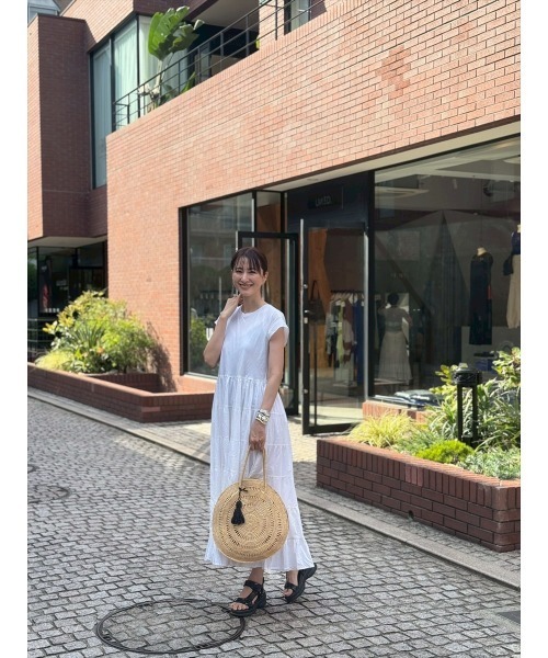 Day and Grade(デイアンドグレイド)の「【前田ゆかセレクト】フレアシルエット ティアードワンピース(ドレス・レディース・ホワイト・FREE)」の12枚目の写真