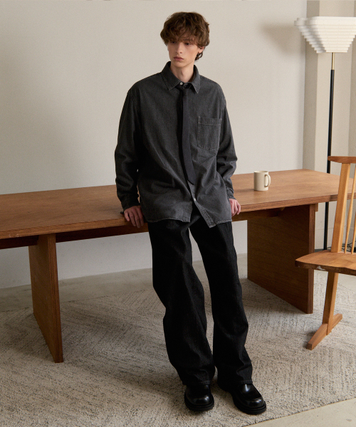 MINDBRIDGE(マインドブリッジ)の「ワイドツーピンタックブラックローデニムパンツ(デニムパンツ・メンズ・ブラック・29/30/31/32/33/34/36)」の4枚目の写真
