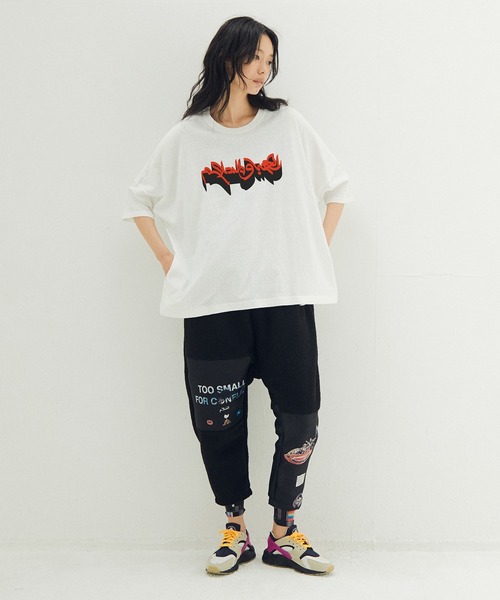 STOF(ストフ)の「ARABIC L&P Tee(Tシャツ/カットソー・メンズ・カーキ/ブラック/ホワイト・M/S)」の4枚目の写真