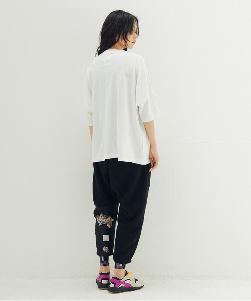 STOF(ストフ)の「ARABIC L&P Tee(Tシャツ/カットソー・メンズ・カーキ/ブラック/ホワイト・M/S)」の5枚目の写真