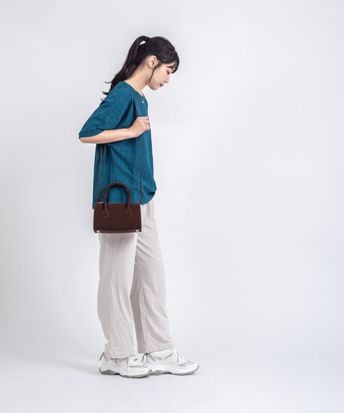 Rivel(リヴェル)の「【Maison de Z】スエード本革 2WAY ミニボストンバッグ ショルダーバッグ(ボストンバッグ・レディース・ブラック/ダークブラウン・FREE)」の8枚目の写真