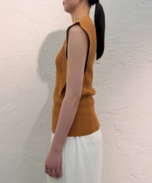 LOUNGEDRESS(ラウンジドレス)の「サイドフラップニット(ニット/セーター・レディース・ブラック/キャメル/ホワイト系その他・FREE)」の11枚目の写真