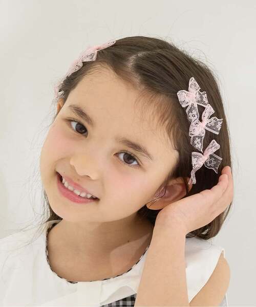 Lycee mine(リセマイン)の「レースリボンミニヘアクリップ(6コセット)【子供服】【キッズ】【女の子】(バレッタ/ヘアクリップ・キッズ・ブラック/サックスブルー/オフホワイト/ラベンダー/レモンイエロー/ライトピンク・F)」の6枚目の写真