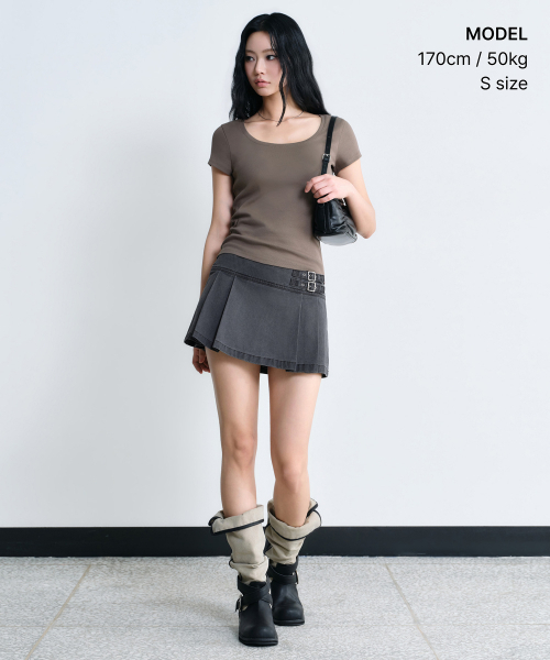 MUSINSA STANDARD WOMAN（ムシンサスタンダードウーマン）の「ウィメンズスリムスクープネックTシャツ[トープ]（Tシャツ/カットソー・レディース・その他・X-SMALL/SMALL/MEDIUM/LARGE）」の2枚目の写真
