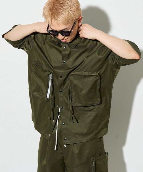 B-DAY STORE(ビーデイストア)の「【B-DAY STORE】ビックポケットシャツ ユニセックス(シャツ/ブラウス・レディース・ネイビー/カーキ・0)」の3枚目の写真