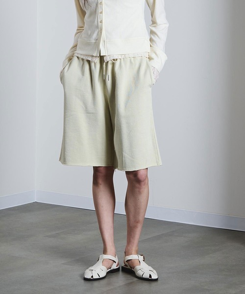 ROSE BUD(ローズバッド)の「(CREOLME)SWEAT HALF PANTS(その他パンツ・レディース・オフホワイト/ブラック・ONE SIZE)」の13枚目の写真