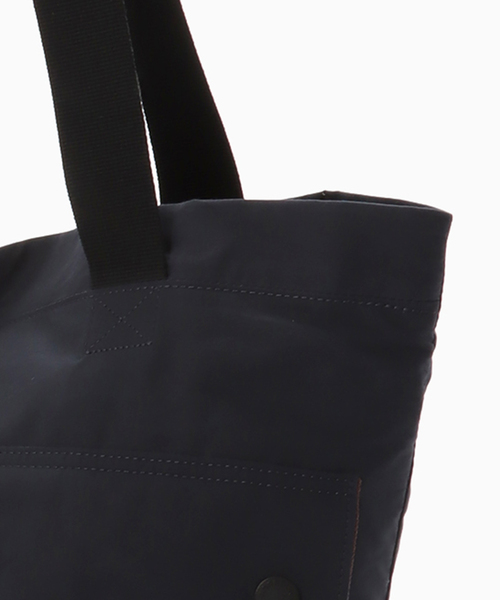 Barbour(バブアー)の「Barbour / バブアー transport carry all tote bag(トートバッグ・メンズ・ネイビー・FREE)」の6枚目の写真