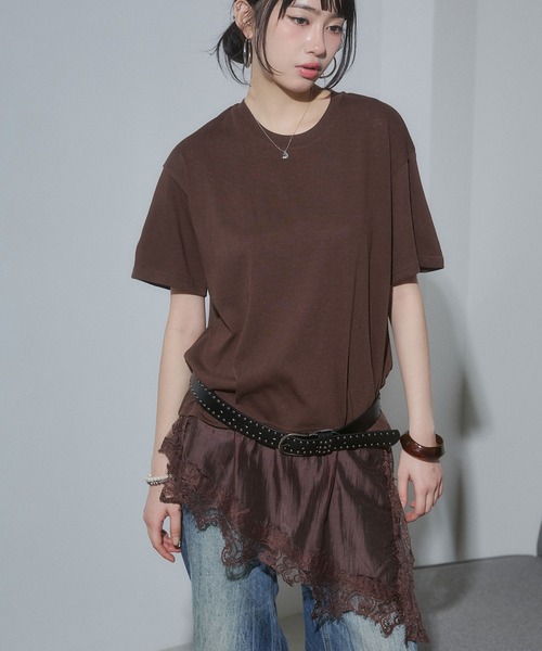 ENVYM(アンビー)の「ヘムレースビックTシャツ(Tシャツ/カットソー・レディース・ブラック/イエロー/ホワイト/ブラウン・FREE)」の3枚目の写真