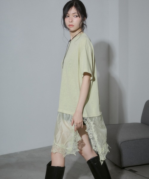 ENVYM(アンビー)の「ヘムレースビックTシャツ(Tシャツ/カットソー・レディース・ブラック/イエロー/ホワイト/ブラウン・FREE)」の4枚目の写真