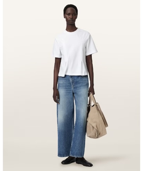 ALLSAINTS(オールセインツ)の「SOFIA LISA BOXY EMBROIDERED T-SHIRT | SOFIA LISA ボクシー 刺繍 Tシャツ(Tシャツ/カットソー・レディース・ホワイト・S/M/XS)」の7枚目の写真