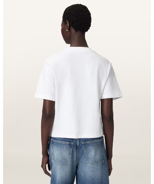 ALLSAINTS(オールセインツ)の「SOFIA LISA BOXY EMBROIDERED T-SHIRT | SOFIA LISA ボクシー 刺繍 Tシャツ(Tシャツ/カットソー・レディース・ホワイト・S/M/XS)」の8枚目の写真