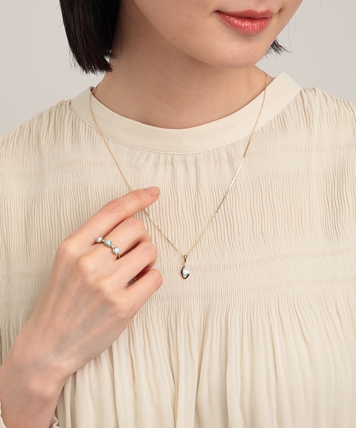 festaria bijou SOPHIA(フェスタリアビジュソフィア)の「K10YG ラリマー・ダイヤモンド リング(リング・レディース・イエローゴールド・9号/11号)」の4枚目の写真