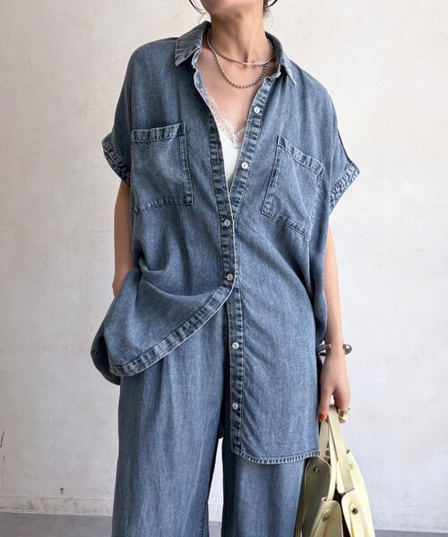 DouDou(ドゥドゥ)の「バックジョーゼット切替リヨセルデニムチュニックシャツ(シャツ/ブラウス・レディース・ブルー/ブラック・FREE)」の3枚目の写真