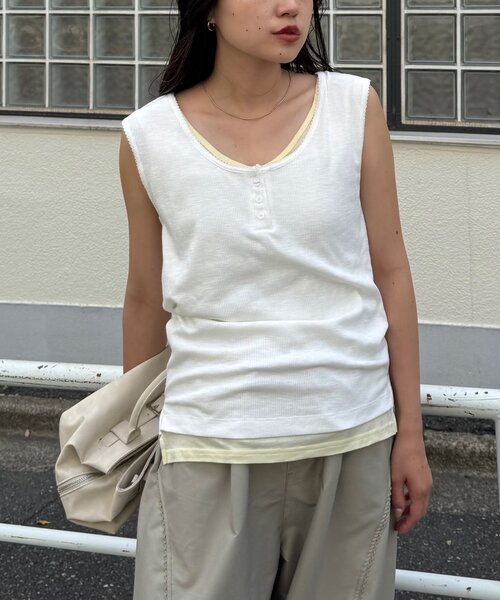 CIAOPANIC TYPY(チャオパニックティピー)の「配色レイヤードヘンリーネックリブタンク(タンクトップ・レディース・グレー/ブラック/レッド/ホワイト・ONE SIZE)」の18枚目の写真