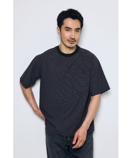 AZUL by moussy(アズールバイマウジー)の「テックジャガードアクショントップス(Tシャツ/カットソー・メンズ・ブラウン/ブラック/カーキ・MEDIUM/LARGE)」の16枚目の写真